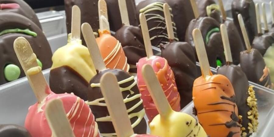 Restaurant Equipment World Visits Sweet Lics Treats & More