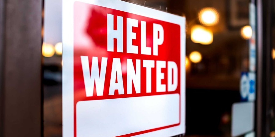Finding Good Help: How To Hire Staff For New Restaurants