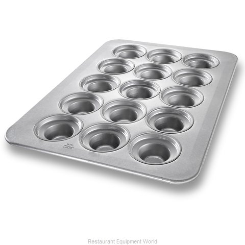 Chicago Metallic 45435 Muffin Pan