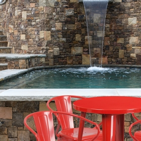 24RD Red Metal Table Set