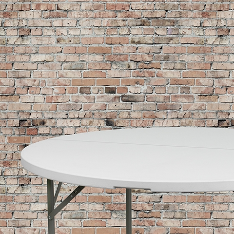 60RD White Plastic Fold Table