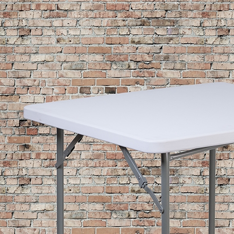 34SQ White Plastic Fold Table