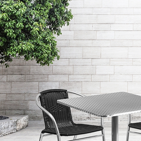 31.5SQ Aluminum Table/2 Chairs